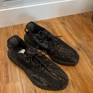 Yeezy Boost 350 V2 MX Rock, Black Brown Silver